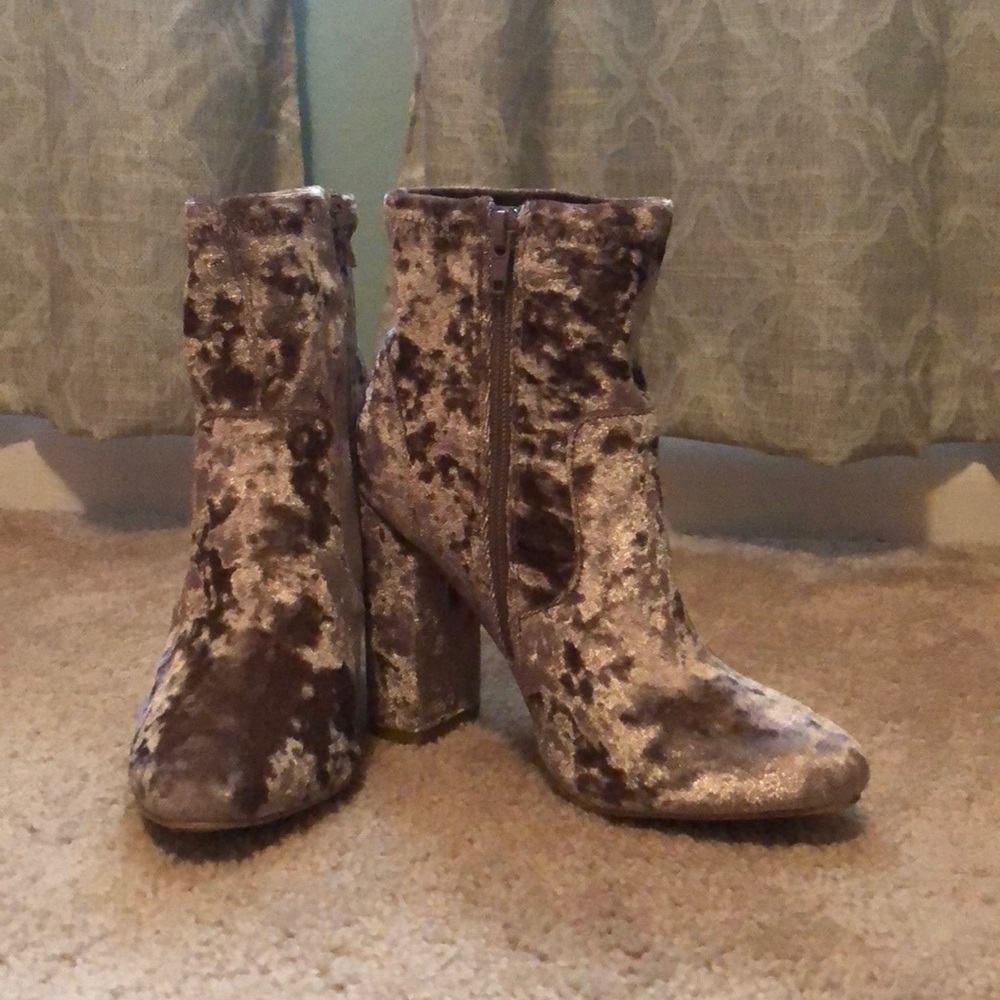 Justfab velvet booties